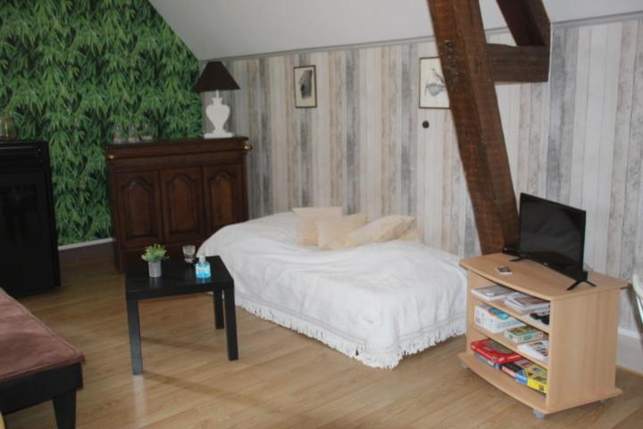 Suite Dans Les Dependances Du Chateau Agonges Eksteriør billede